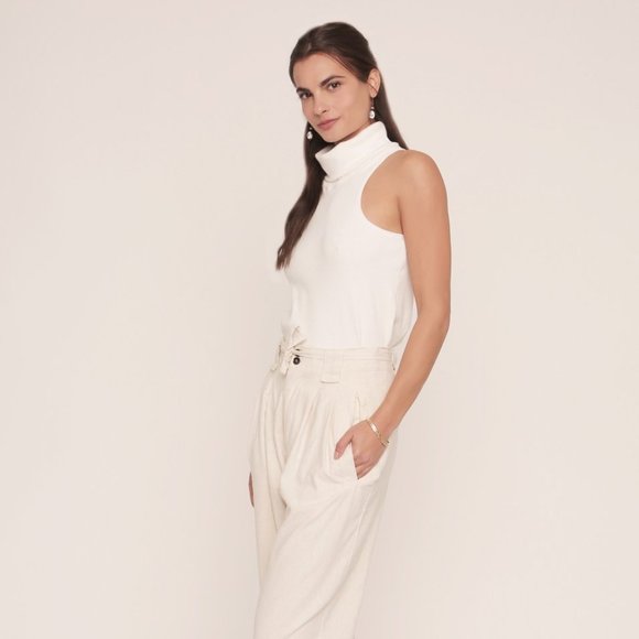 Parker Turtleneck Tank | White - Picture 3 of 9